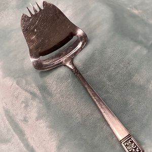 Custom Design Japan Cheese Plane/Fork 9" CUD1 Stainless Steel Black Accent GUC